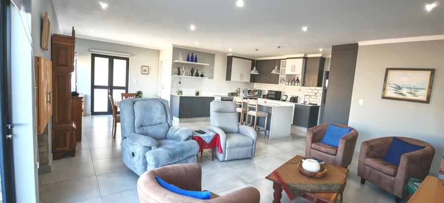 3 Bedroom Property for Sale in Dana Bay Western Cape